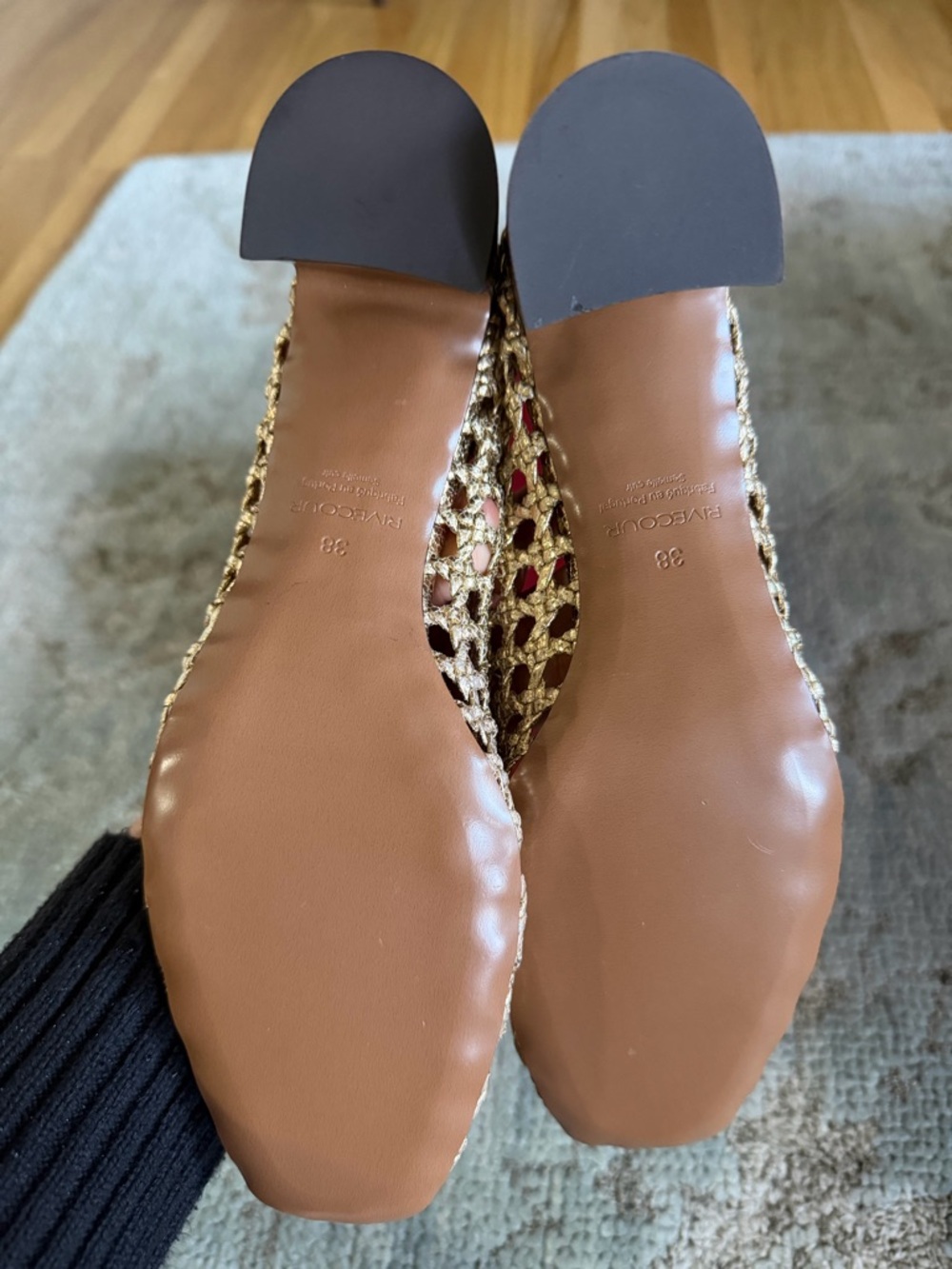 Rivecour Numero 528 in Golden Cracked leather - Block Heel Pumps - Women's - Picture 3 of 6